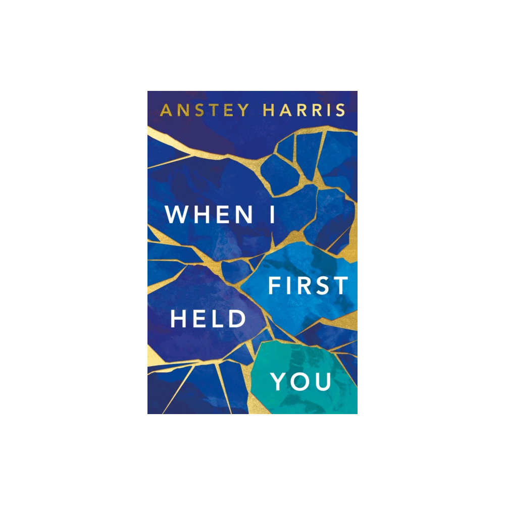 Produktbild för When I First Held You (häftad, eng)