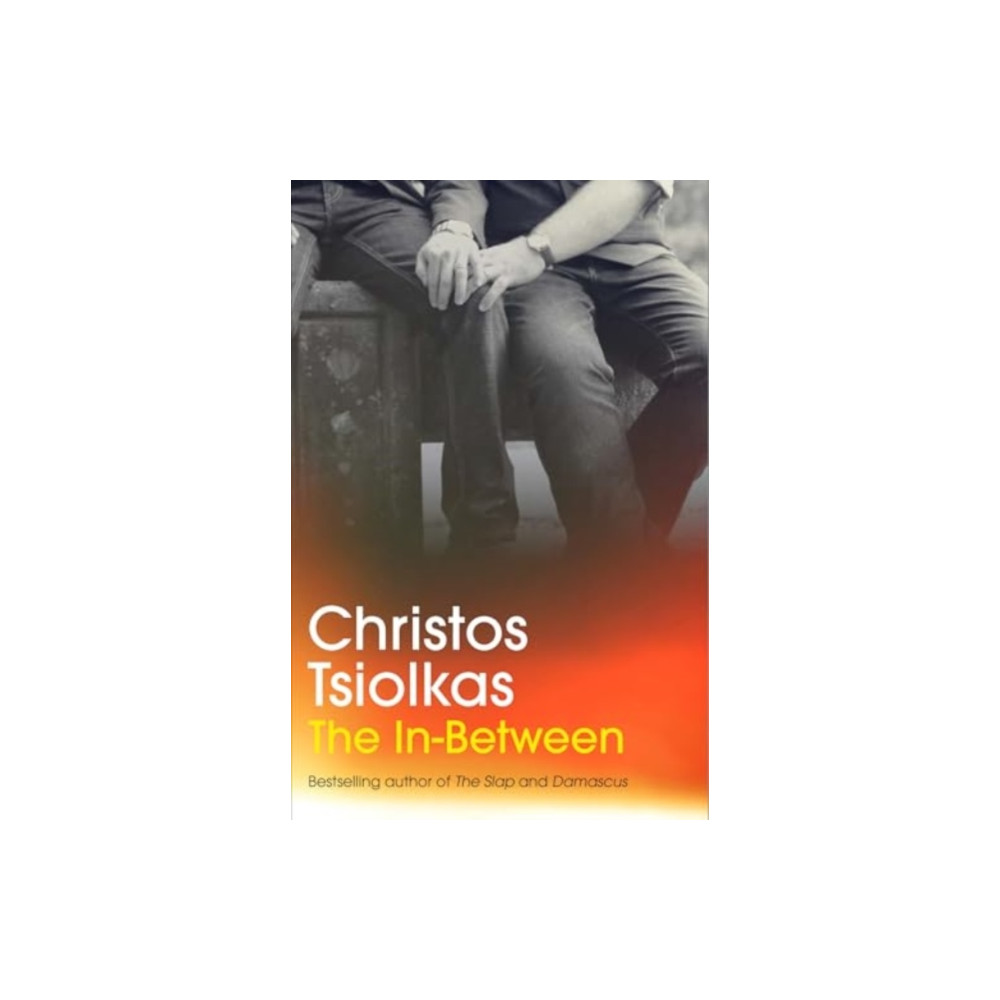 Produktbild för The In-Between (häftad, eng)