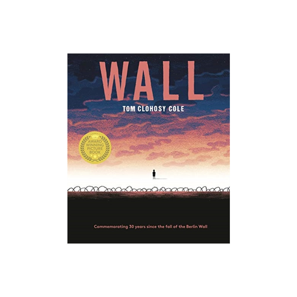 Produktbild för Wall (häftad, eng)