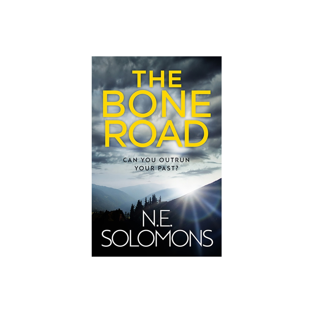 Produktbild för The Bone Road (häftad, eng)