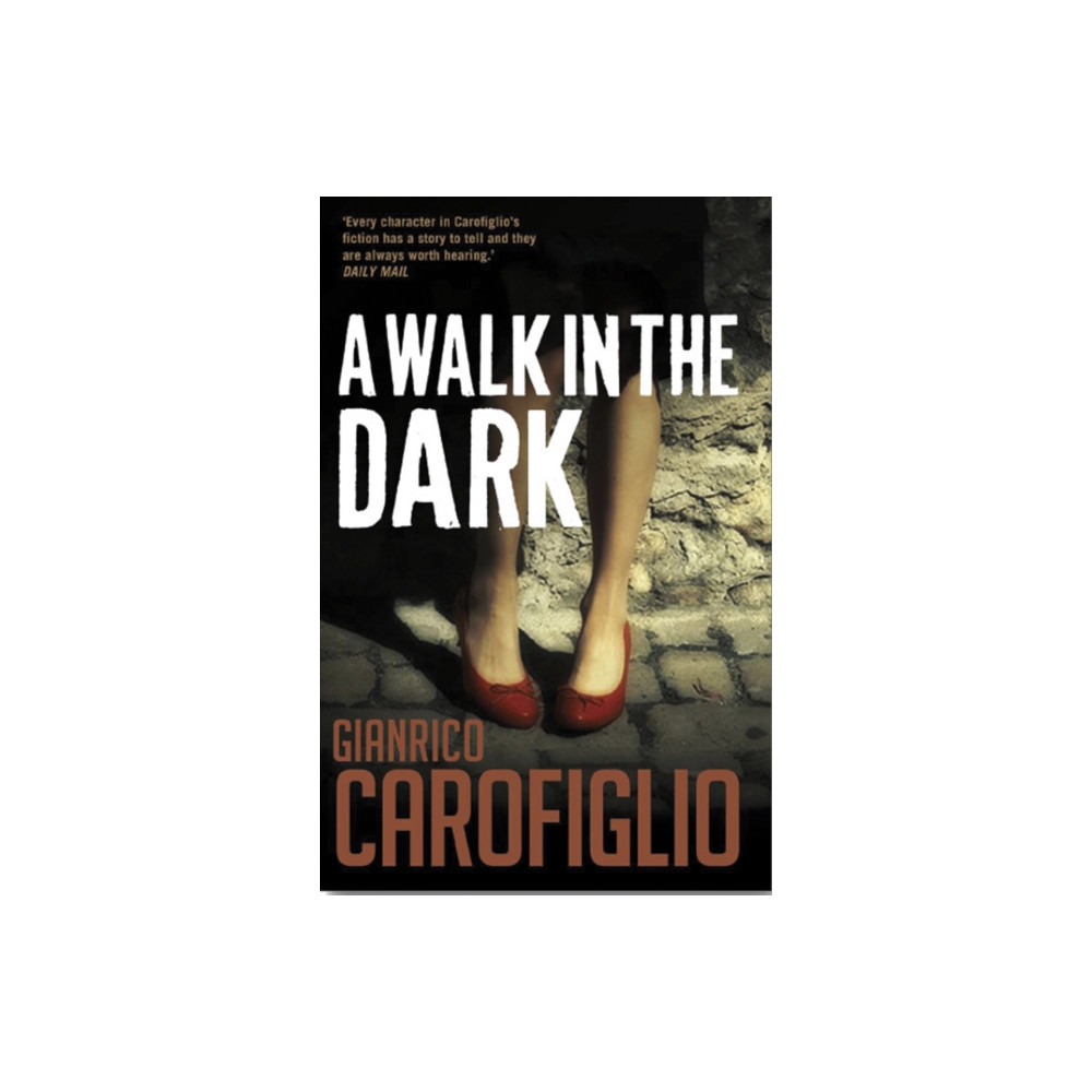 Produktbild för A Walk in the Dark (häftad, eng)