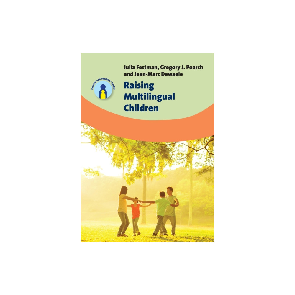 Produktbild för Raising Multilingual Children (häftad, eng)