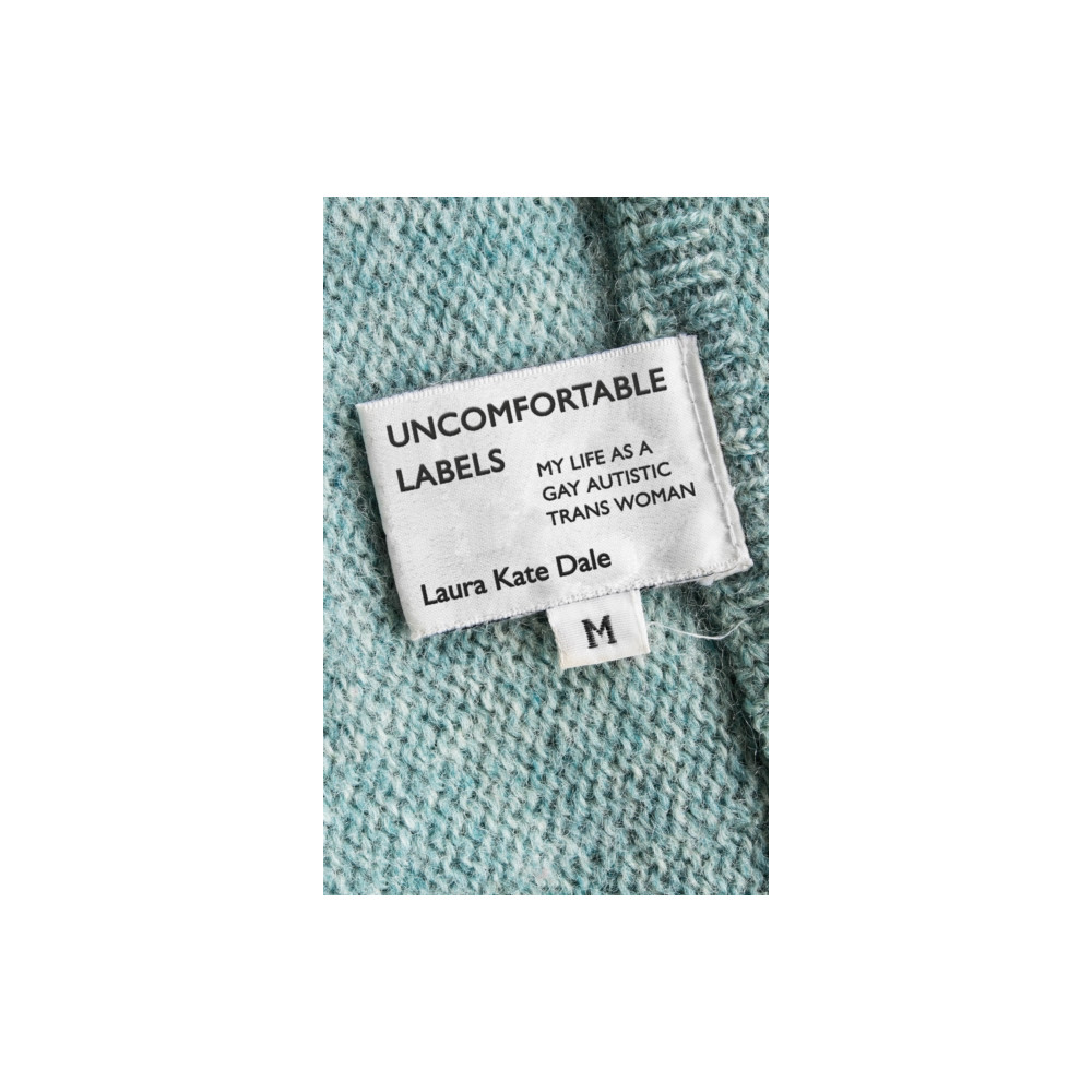 Produktbild för Uncomfortable Labels (häftad, eng)