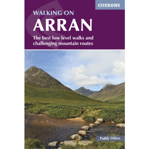 Cicerone Press Walking on Arran (häftad, eng)