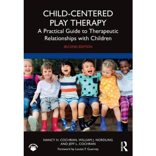 Taylor & francis ltd Child-Centered Play Therapy (häftad, eng)