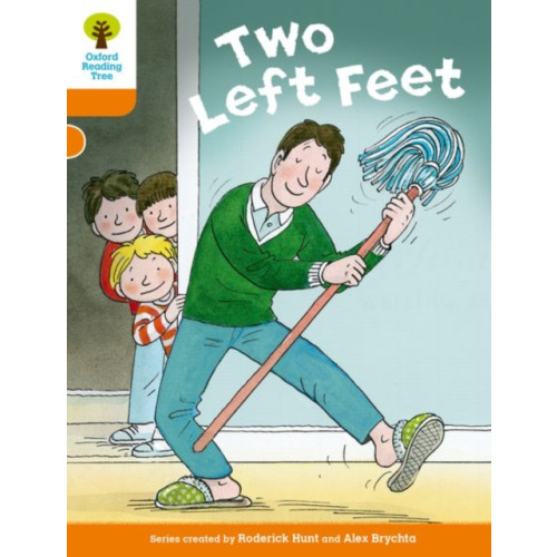 Oxford University Press Oxford Reading Tree Biff, Chip and Kipper Stories Decode and Develop: Level 6: Two Left Feet (häftad, eng)