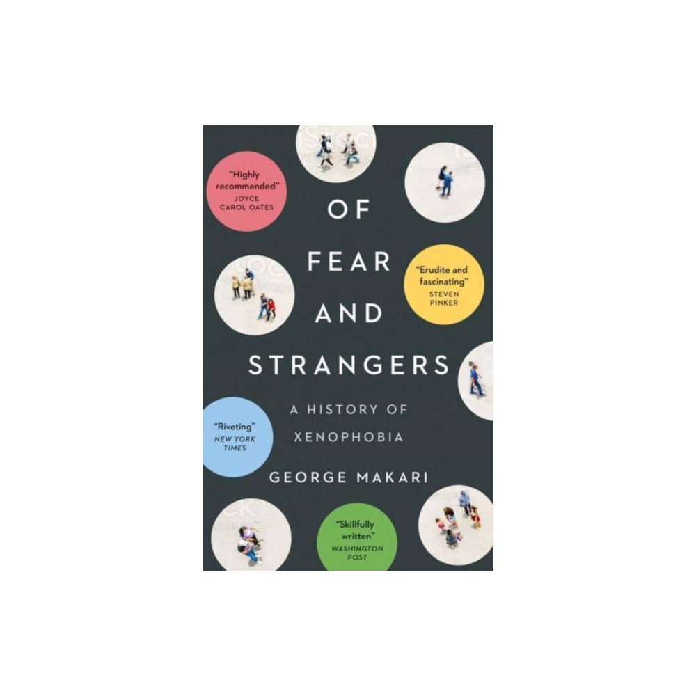 Produktbild för Of Fear and Strangers (häftad, eng)