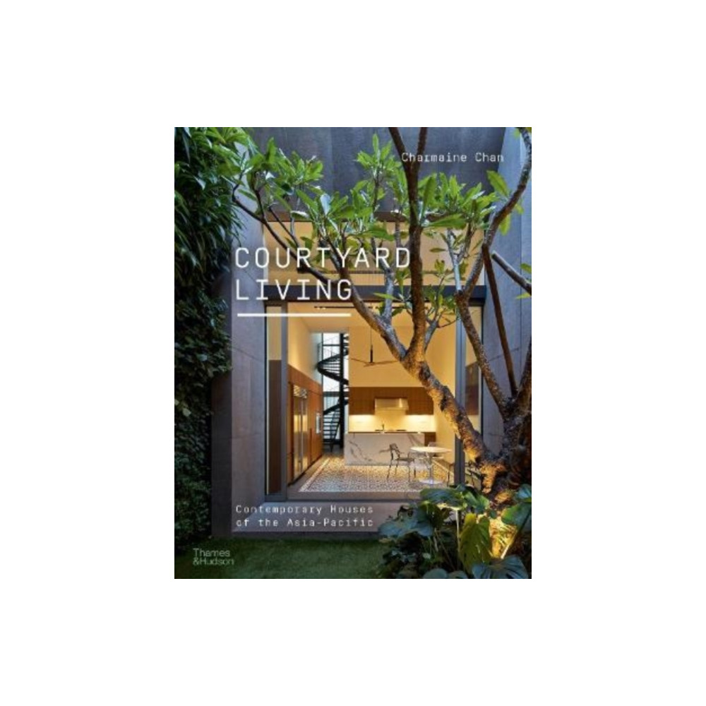 Produktbild för Courtyard Living (häftad, eng)