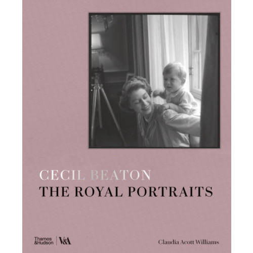 Thames & Hudson Ltd Cecil Beaton: The Royal Portraits (Victoria and Albert Museum) (inbunden, eng)