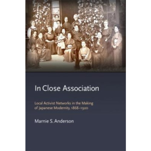 Harvard university press In Close Association (inbunden, eng)