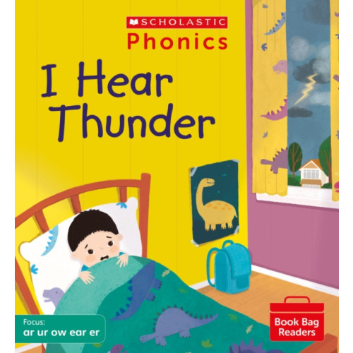 Scholastic I Hear Thunder (Set 6) (häftad, eng)