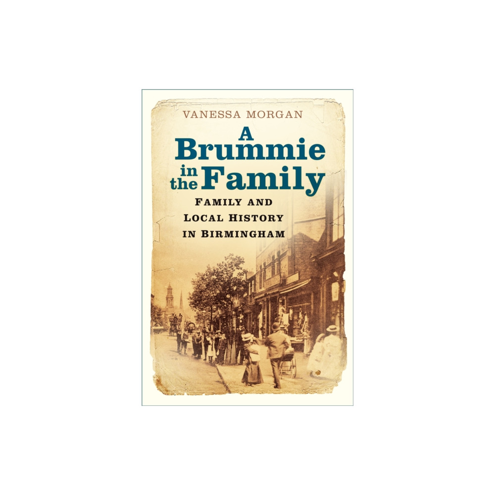 Produktbild för A Brummie in the Family (häftad, eng)