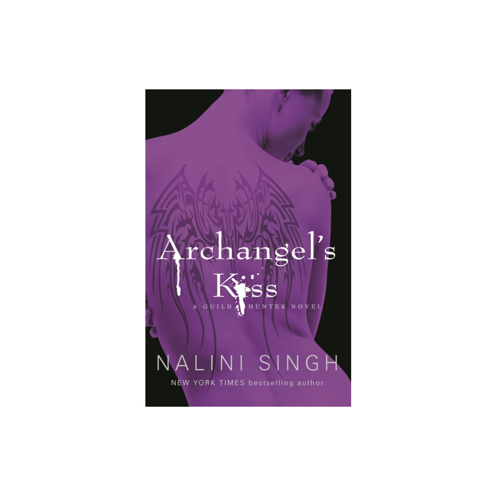 Produktbild för Archangel's Kiss (häftad, eng)