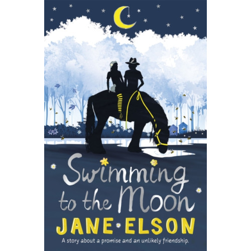 Hachette Children's Group Swimming to the Moon (häftad, eng)
