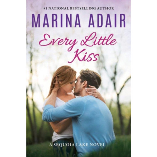 Amazon Publishing Every Little Kiss (häftad, eng)