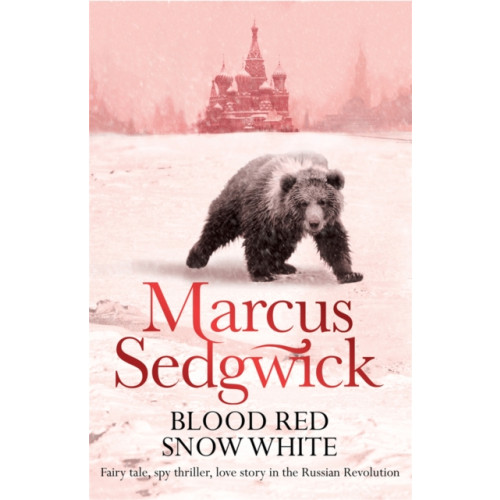 Hachette Children's Group Blood Red, Snow White (häftad, eng)