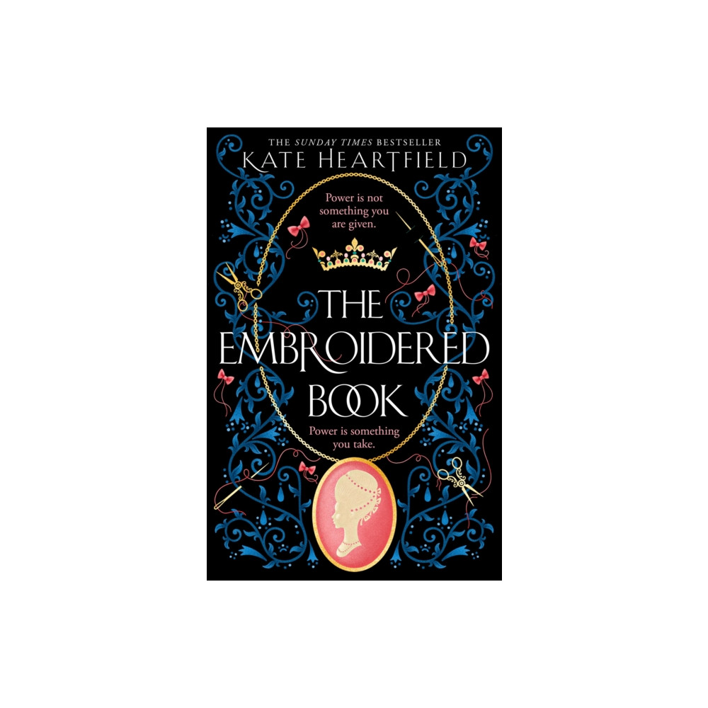Produktbild för The Embroidered Book (häftad, eng)