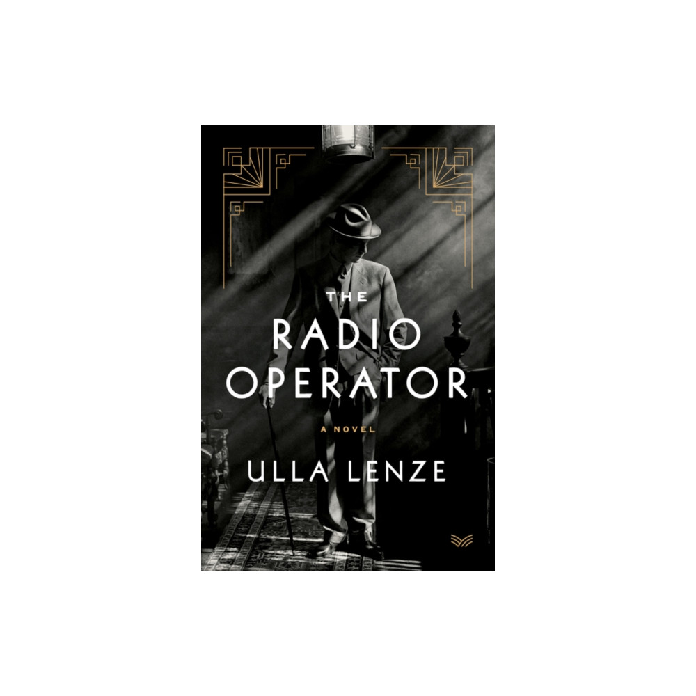 Produktbild för The Radio Operator (häftad, eng)