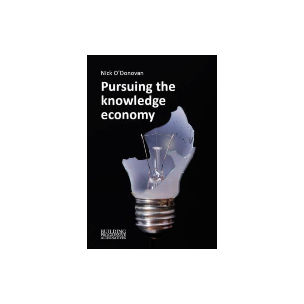 Produktbild för Pursuing the Knowledge Economy (häftad, eng)