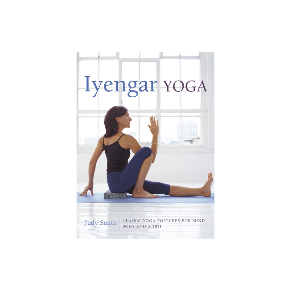 Produktbild för Iyengar Yoga (inbunden, eng)