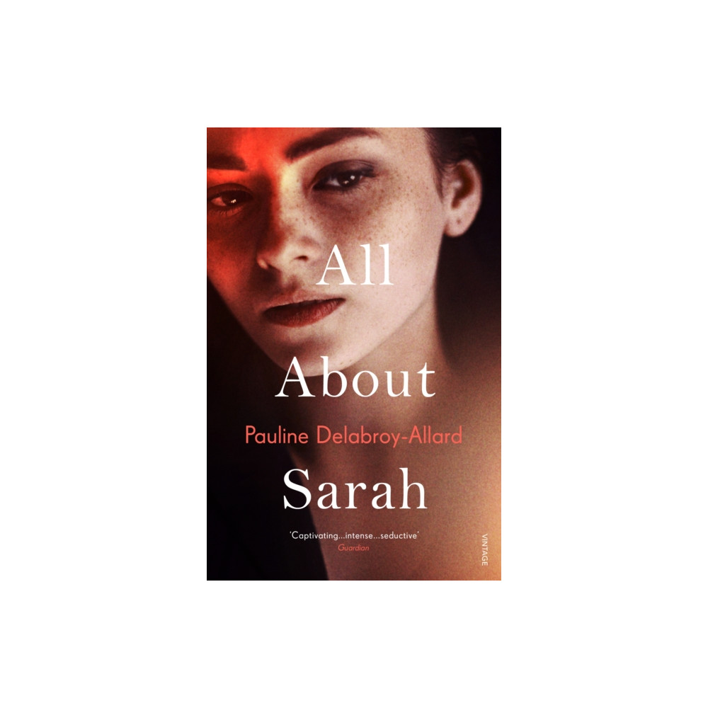 Produktbild för All About Sarah (häftad, eng)