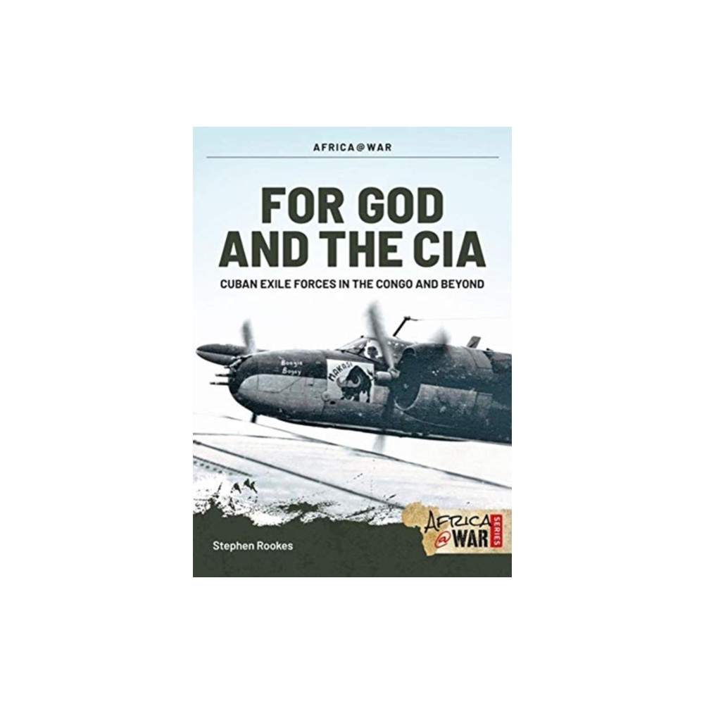 Produktbild för For God and the CIA (häftad, eng)