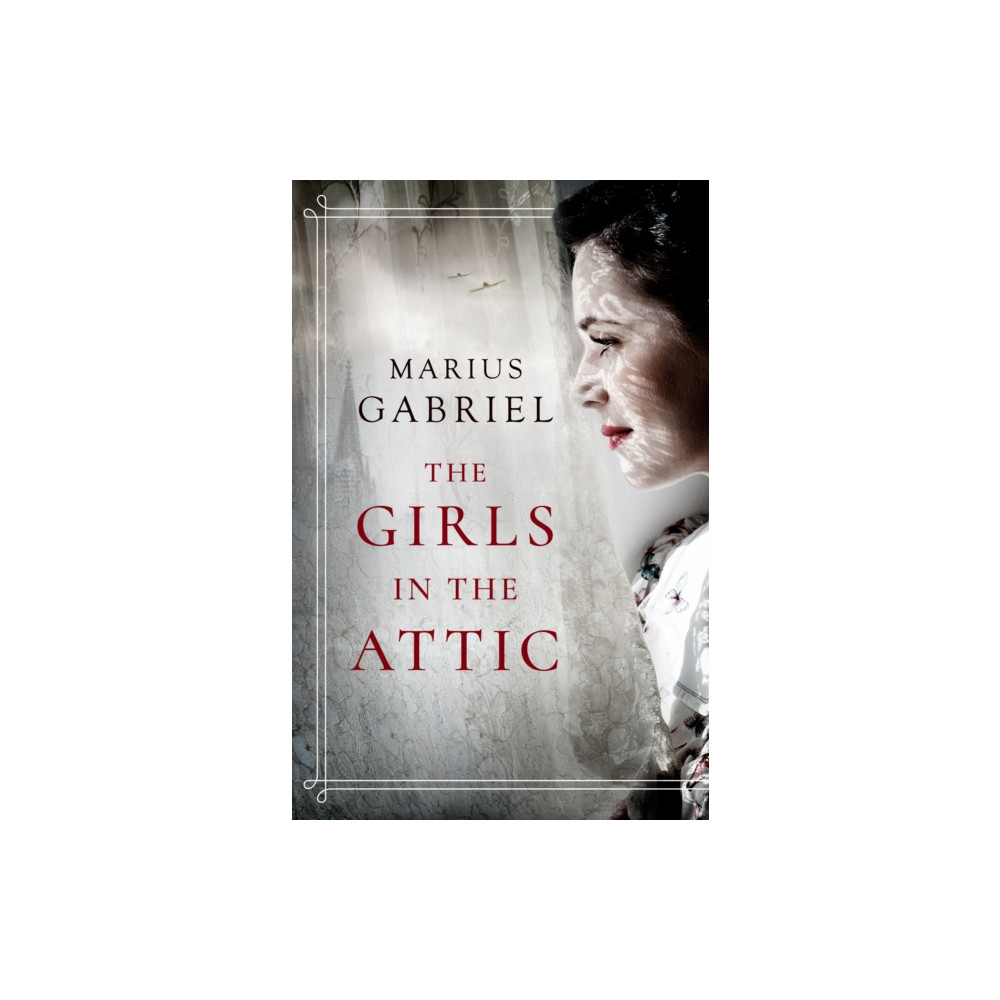 Produktbild för The Girls in the Attic (häftad, eng)