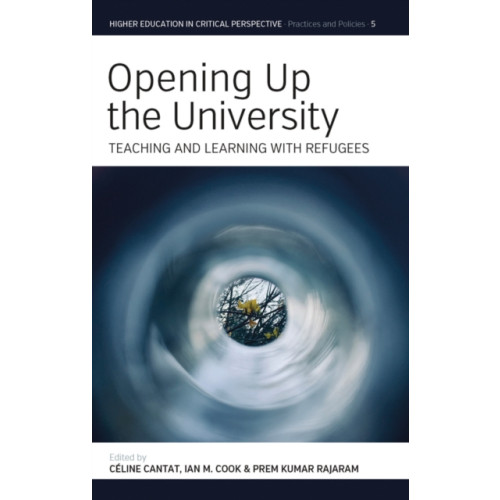 Berghahn Books Opening Up the University (häftad, eng)