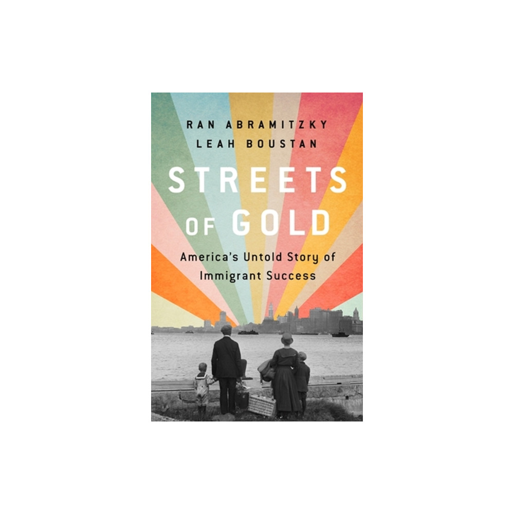 Produktbild för Streets of Gold (häftad, eng)