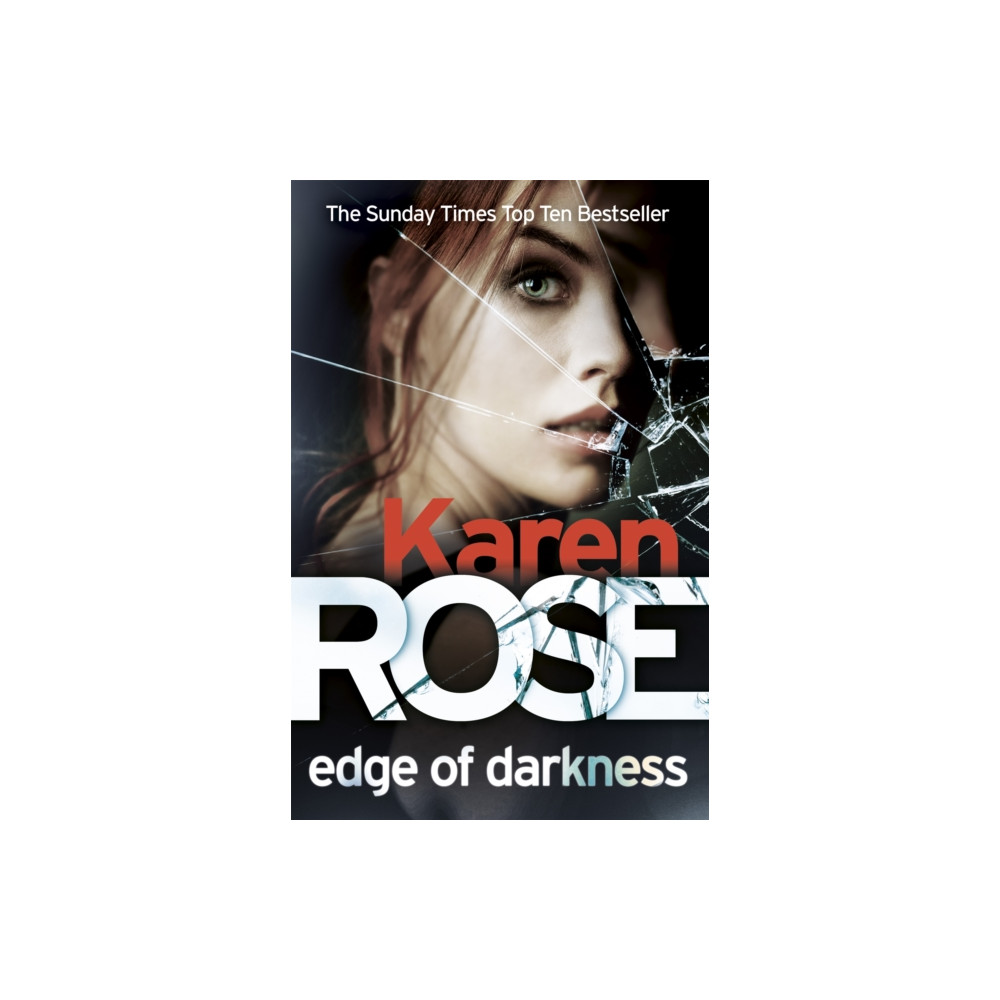 Produktbild för Edge of Darkness (The Cincinnati Series Book 4) (häftad, eng)