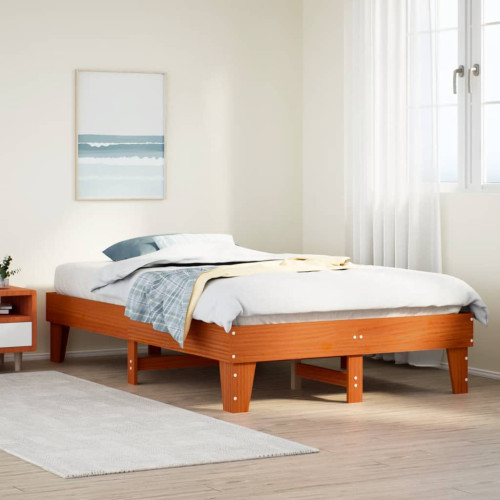 vidaXL Sängram utan madrass vaxbrun 135x190 cm massiv furu