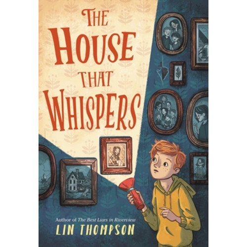 Little, Brown & Company The House That Whispers (inbunden, eng)