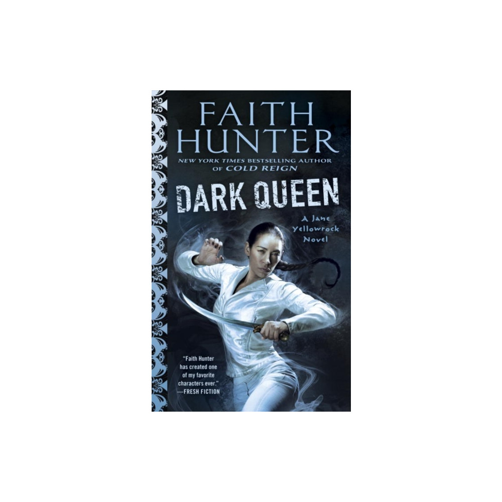 Produktbild för Dark Queen (häftad, eng)