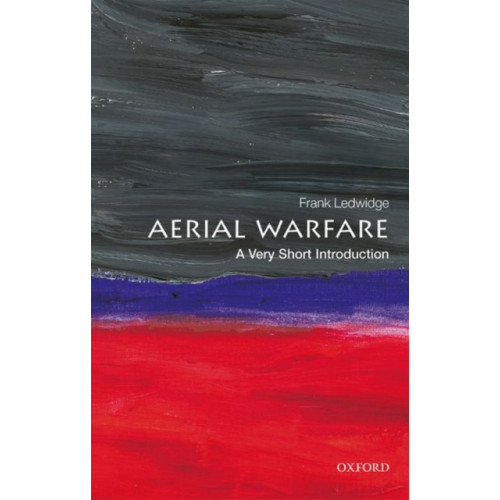 Oxford University Press Aerial Warfare (häftad, eng)