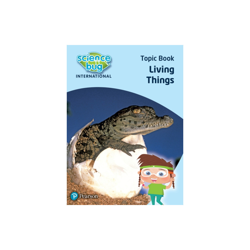 Produktbild för Science Bug: Living things Topic Book (häftad, eng)