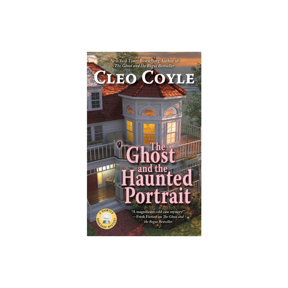 Produktbild för The Ghost and the Haunted Portrait (häftad, eng)