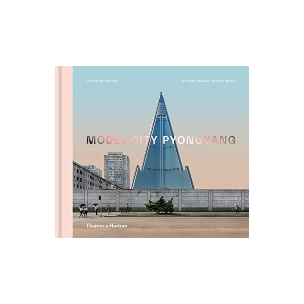 Produktbild för Model City Pyongyang (inbunden, eng)