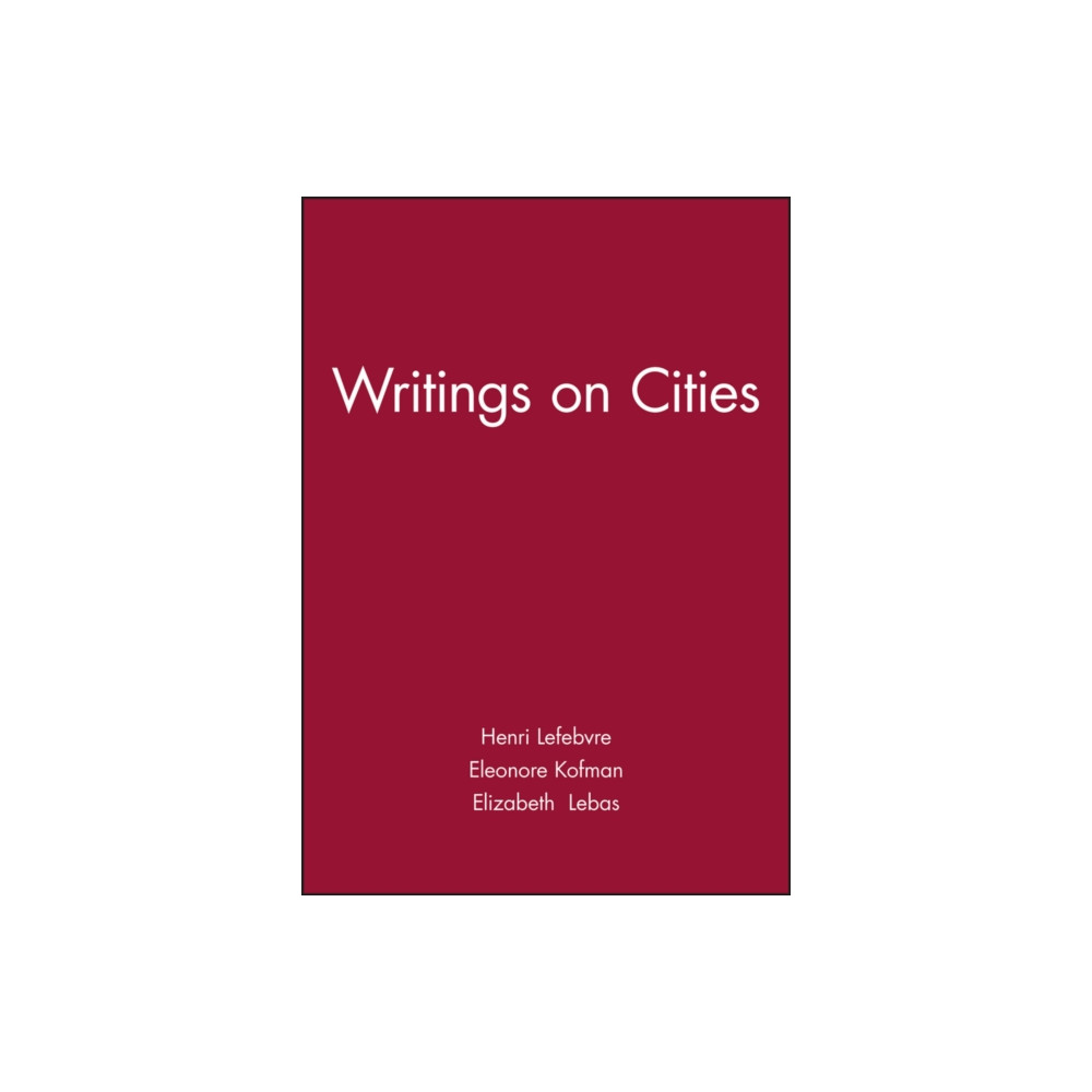 Produktbild för Writings on Cities (häftad, eng)