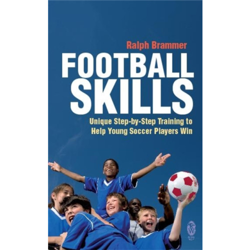 Little, Brown Book Group Football Skills (häftad, eng)