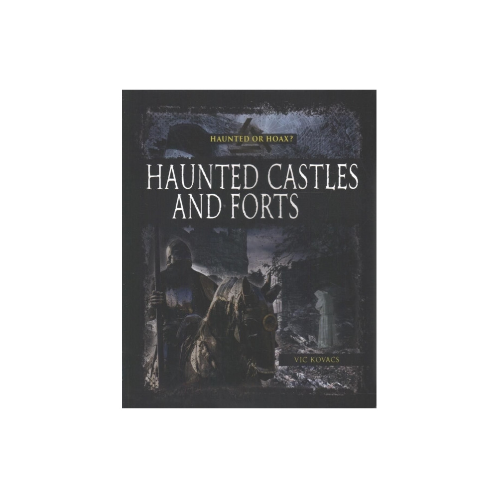Produktbild för Haunted Castles and Forts (häftad, eng)