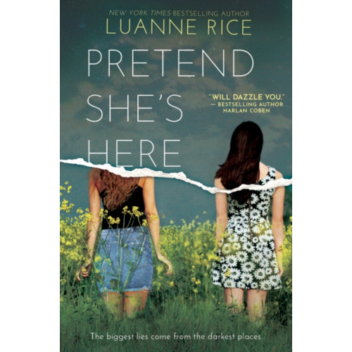 Scholastic Inc. Pretend She's Here (inbunden, eng)