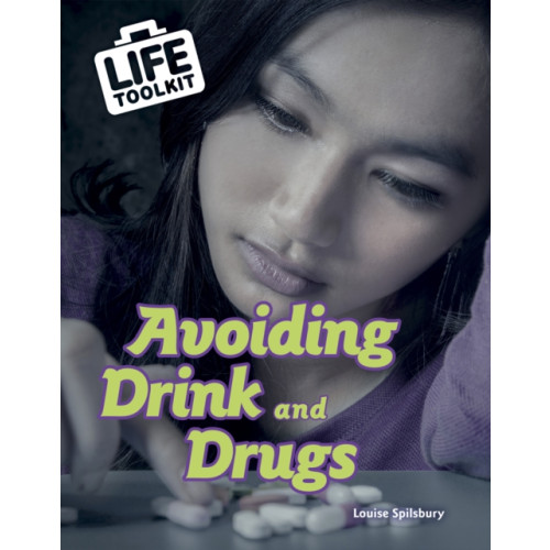 Capstone Global Library Ltd Avoiding Drink and Drugs (häftad, eng)