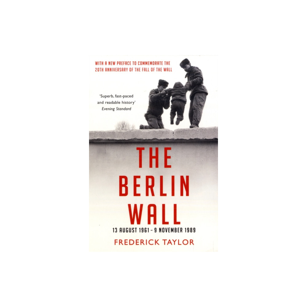Produktbild för The Berlin Wall (häftad, eng)