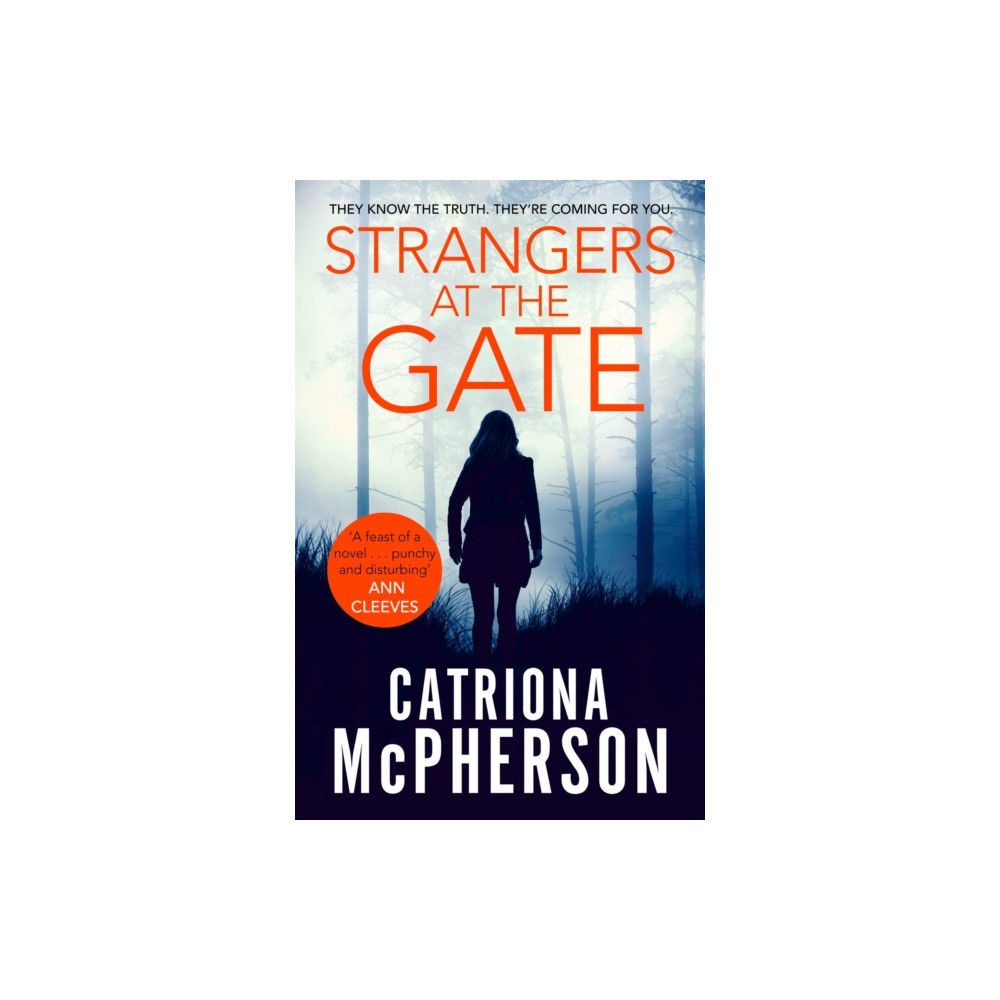 Produktbild för Strangers at the Gate (häftad, eng)