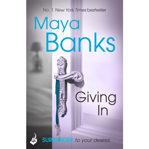 Headline Publishing Group Giving In: Surrender Trilogy Book 2 (häftad, eng)