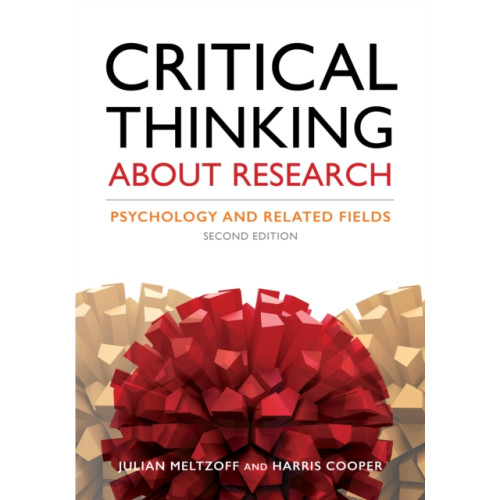 American Psychological Association Critical Thinking About Research (häftad, eng)