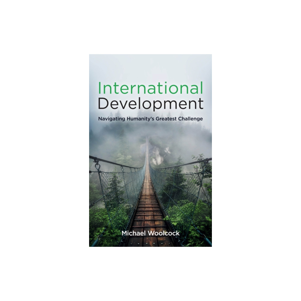Produktbild för International Development (häftad, eng)