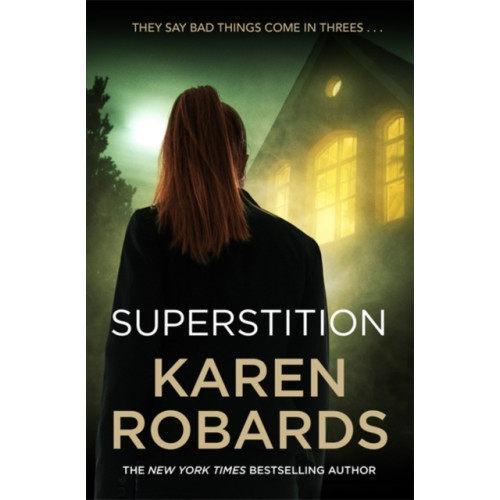 Hodder & Stoughton Superstition (häftad, eng)