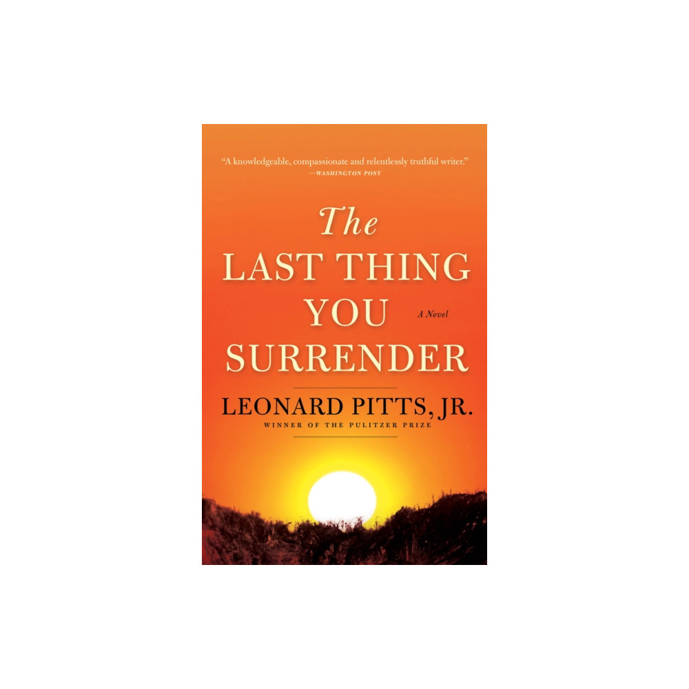 Produktbild för The Last Thing You Surrender (häftad, eng)