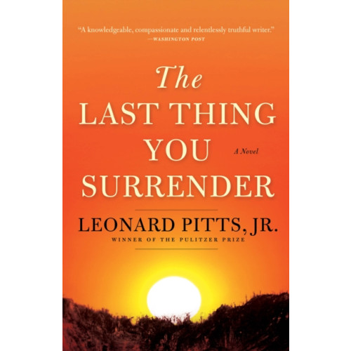 Surrey Books,U.S. The Last Thing You Surrender (häftad, eng)
